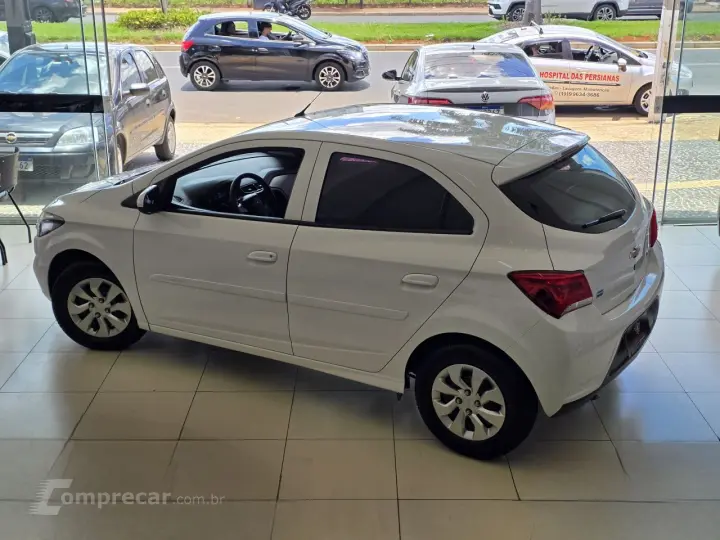 Onix Hatch 1.0 4P FLEX LT