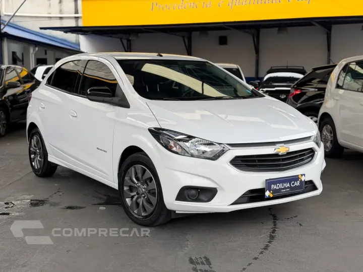 ONIX HATCH ADVANTAGE 1.4 8V Flex 5p Aut.