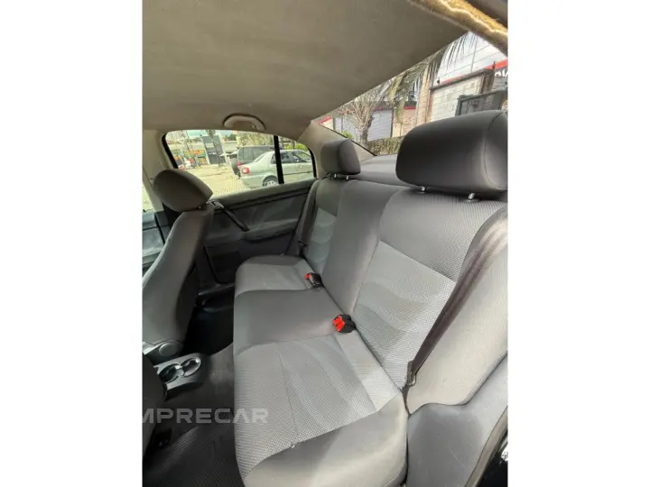 POLO SEDAN 1.6 MI 8V FLEX 4P MANUAL