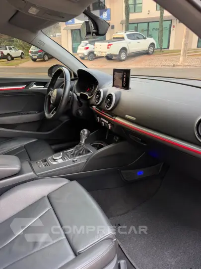A3 Sed. Ambition 2.0 TSFI 220cv S-tronic