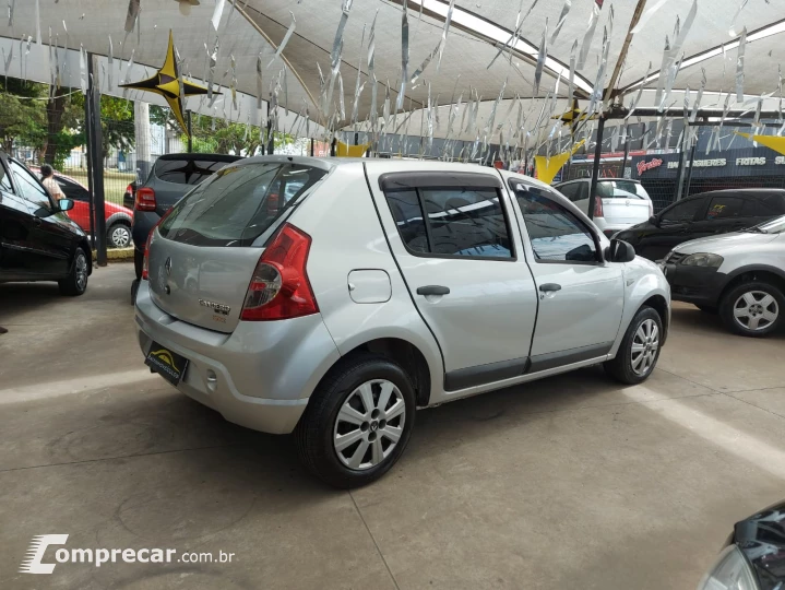 Sandero 1.6