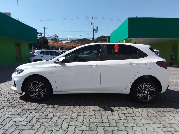 ONIX 1.0 TURBO FLEX LT AUTOMÁTICO