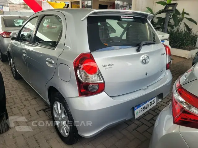 ETIOS HATCH - 1.5 X PLUS 16V 4P AUTOMÁTICO