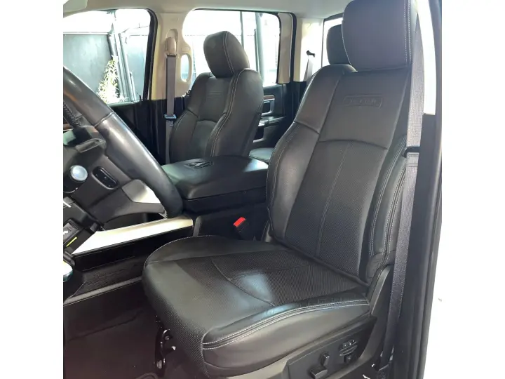 CLASSIC 5.7 V8 GASOLINA LARAMIE CD 4X4 AUTOMÁTICO