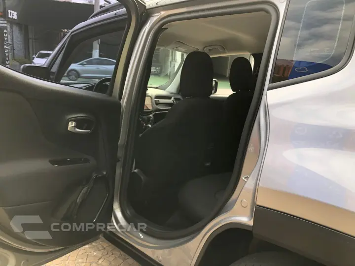 Renegade 1.8 16V Flex Sport 4P Automático