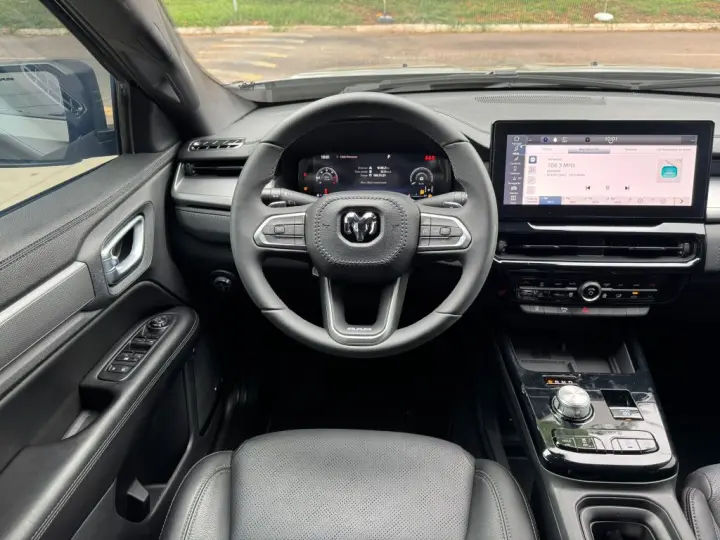 RAMPAGE REBEL 2.0 TB CD 4X4 Diesel Aut.