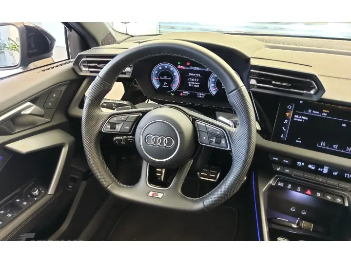 A3 2.0 TFSI GASOLINA SEDAN PERFORMANCE BLACK S-TRONIC