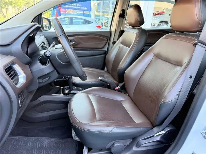 SPIN 1.8 PREMIER 8V FLEX 4P AUTOMÁTICO