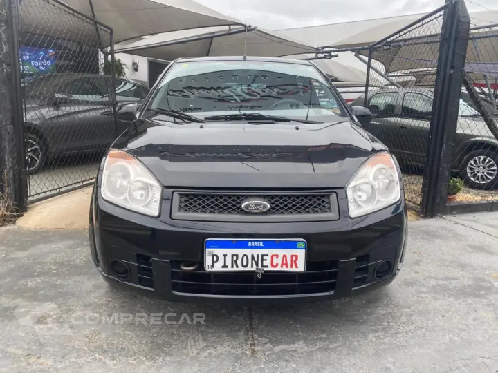 FIESTA 1.6 MPI Class Hatch 8V