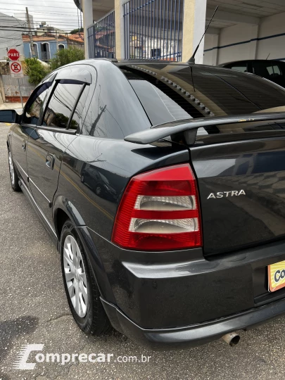 ASTRA 2.0 MPFI Advantage 8V