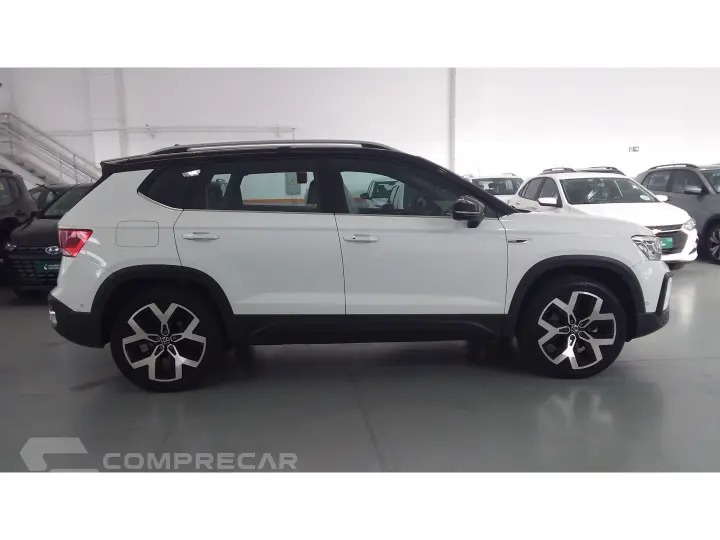 TAOS 1.4 250 TSI TOTAL FLEX HIGHLINE AUTOMÁTICO