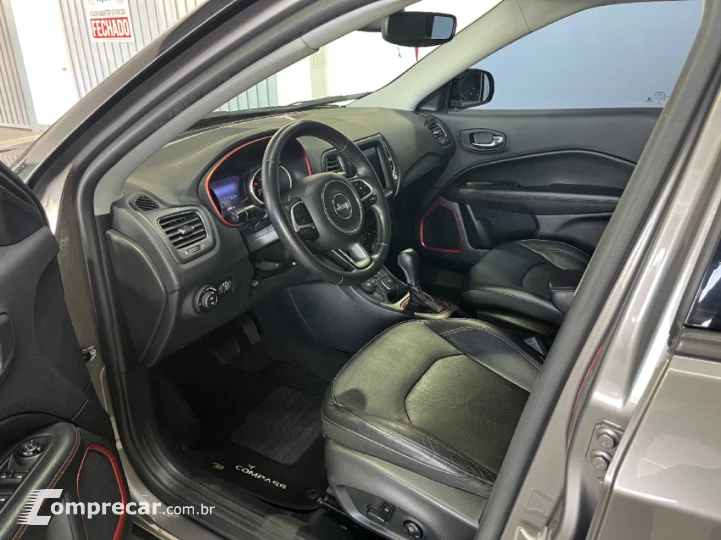 COMPASS 2.0 16V Trailhawk 4X4