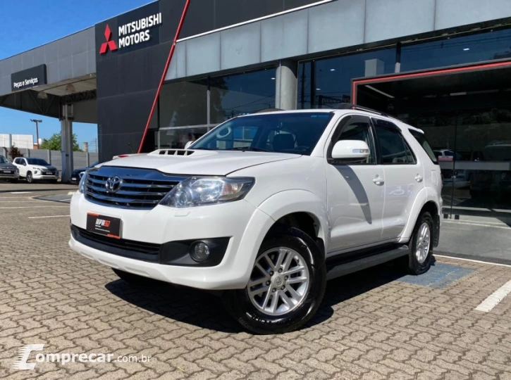 HILUX SW4 3.0 SRV 4X4 7 Lugares 16V Turbo Intercooler