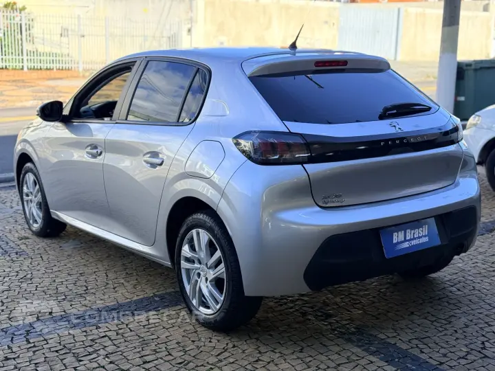 208 1.6 16V Like Pack