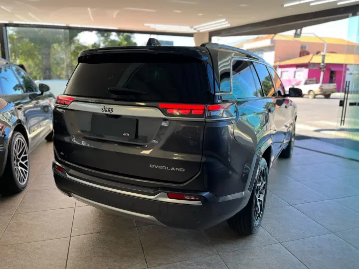 COMMANDER 1.3 T270 TURBO FLEX OVERLAND AT6