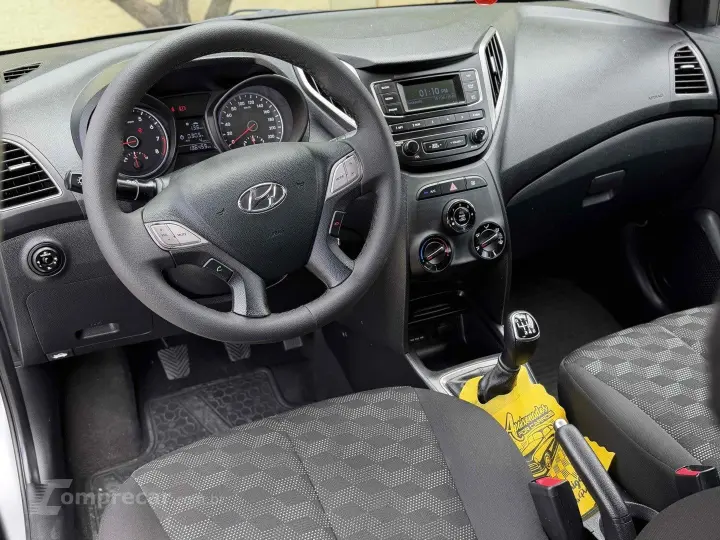 HB20 1.6 COMFORT PLUS 16V FLEX 4P MANUAL