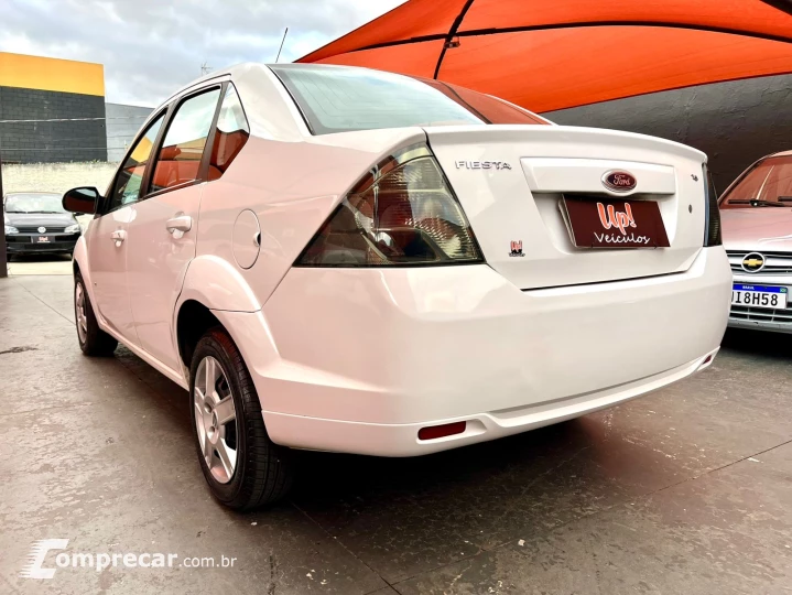 FIESTA 1.6 MPI Sedan 8V
