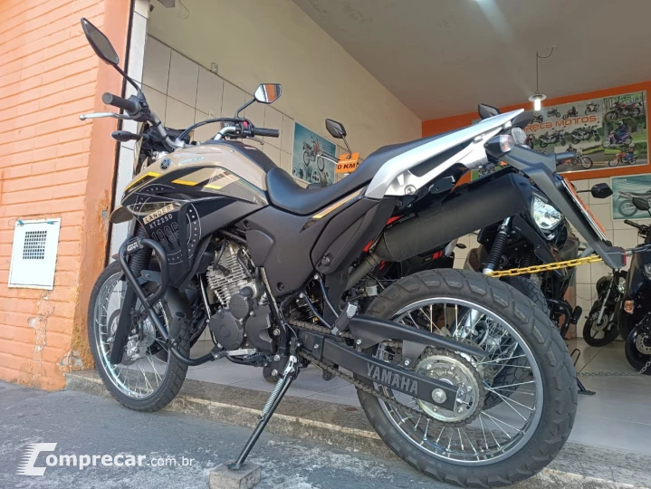 XTZ 250 LANDER