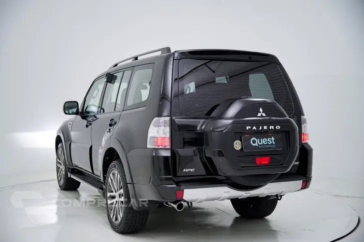 Pajero HPE Full 3.2 4x4 T.I.Dies. 5p Aut