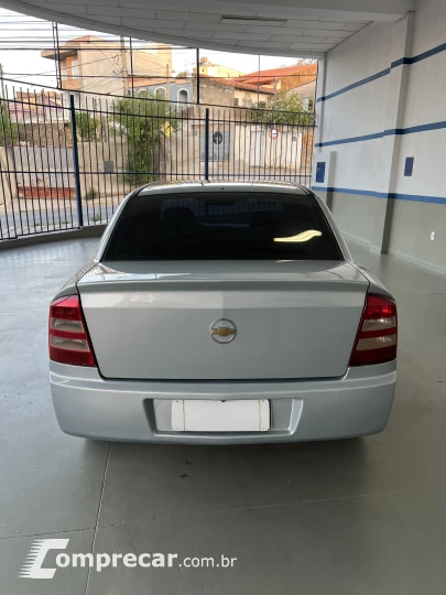 ASTRA 2.0 MPFI Advantage 8V