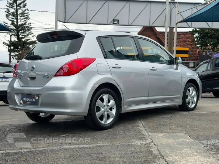 TIIDA SL 1.8/1.8 Flex 16V Aut.