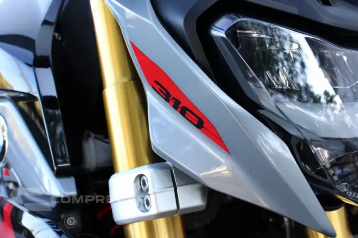 BMW G 310 R
