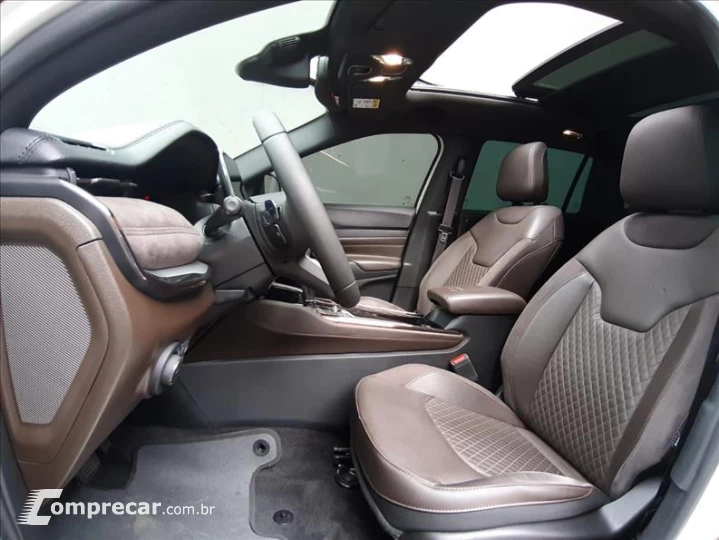 COMMANDER 1.3 T270 Turbo Overland