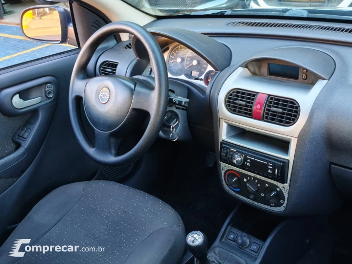 Corsa Sed. Premium 1.4 8V ECONOFLEX 4p