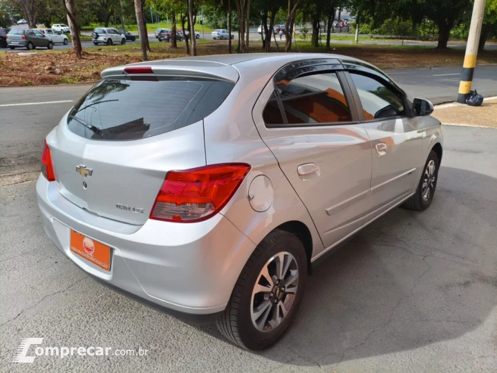 Onix Hatch 1.4 4P FLEX LTZ
