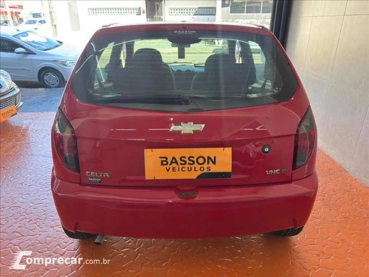 CELTA 1.0 MPFI LT 8V