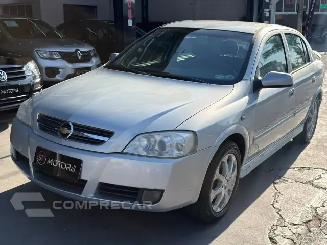 ASTRA HATCH - 2.0 MPFI ADVANTAGE 8V 4P MANUAL