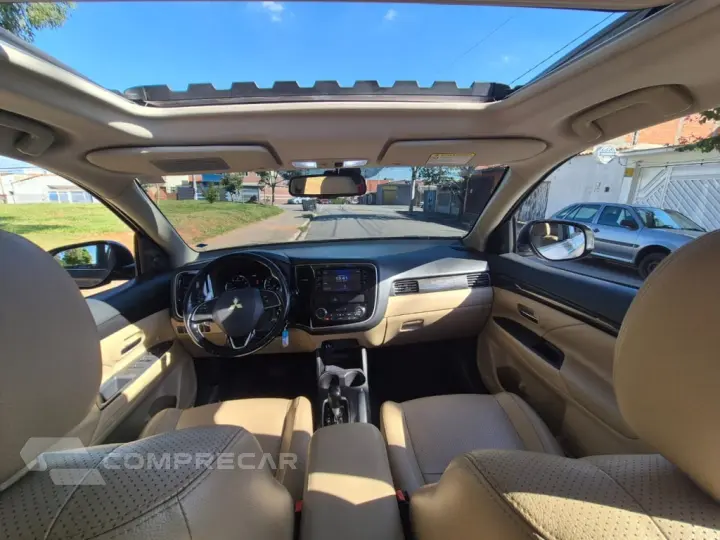 OUTLANDER 3.0 GT 4X4 V6 24V GASOLINA 4P AUTOMÁTICO