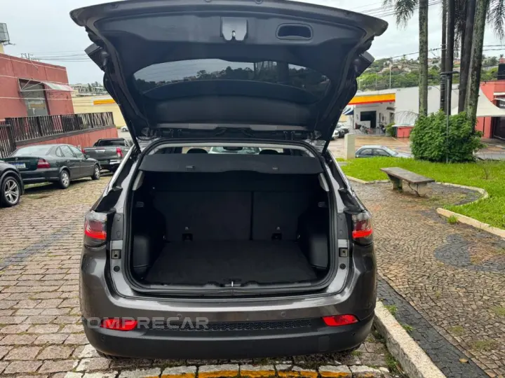 COMPASS LONG. T270 1.3 TB 4x2 Flex Aut.