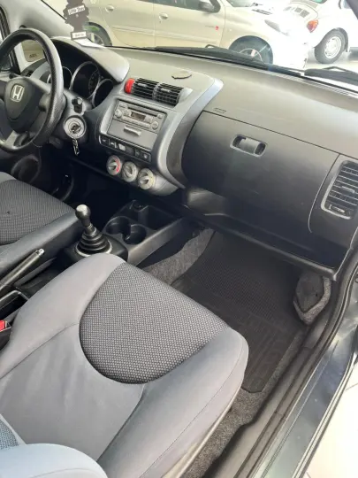 Fit 1.4 16V 4P LXL