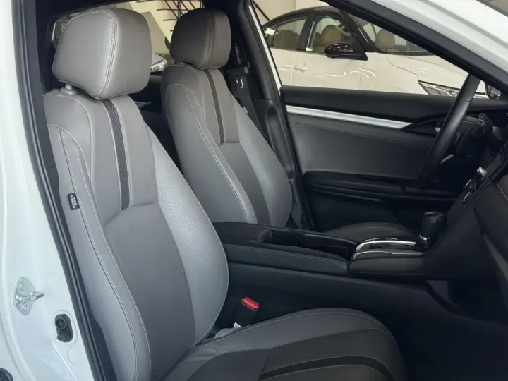 Civic 2.0 16V 4P EXL FLEX  AUTOMÁTICO CVT