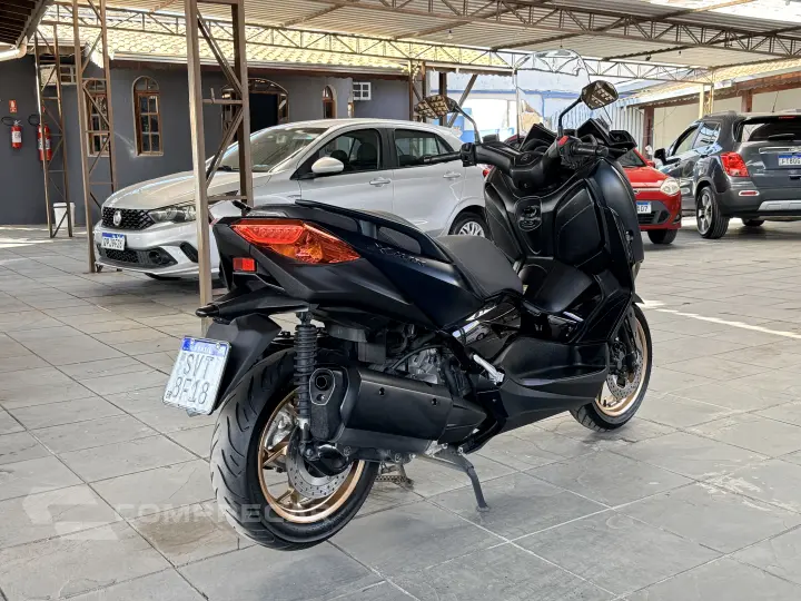 XMAX 250ABS