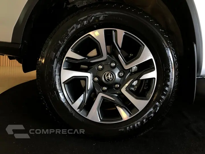 Hilux Sw4 2.8 D-4D Turbo Diesel Srx Platinum 7L 4X4 Automáti