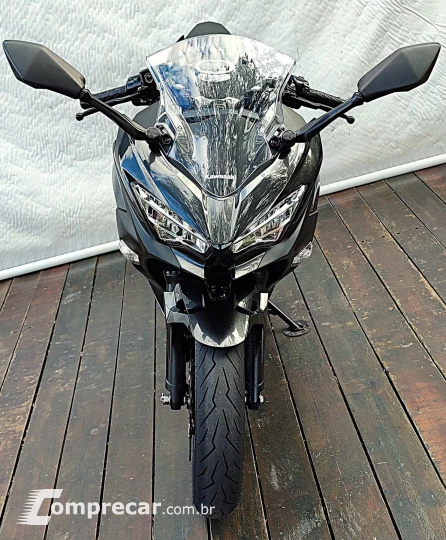 KAWASAKI NINJA 400