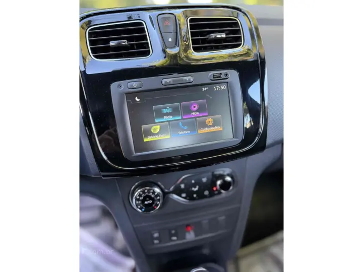 SANDERO 1.6 16V SCE FLEX INTENSE X-TRONIC