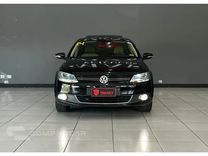 JETTA 2.0 TSI HIGHLINE 211CV GASOLINA 4P TIPTRONIC