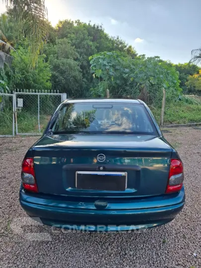 Corsa Sedan