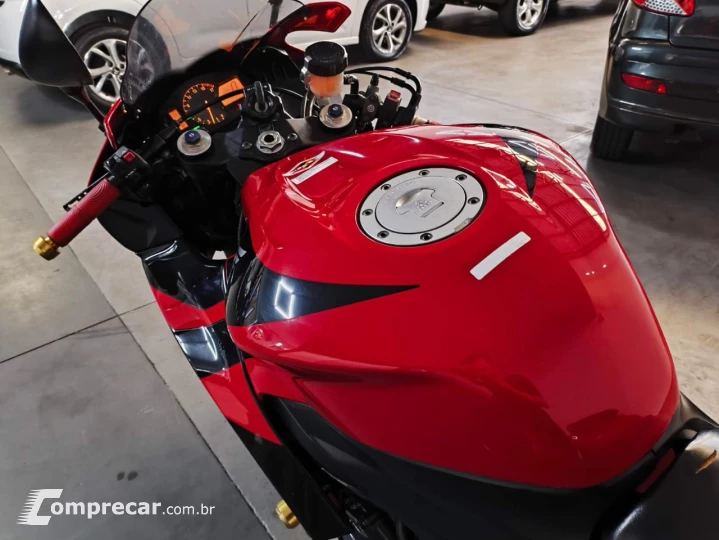 CBR 600 RR