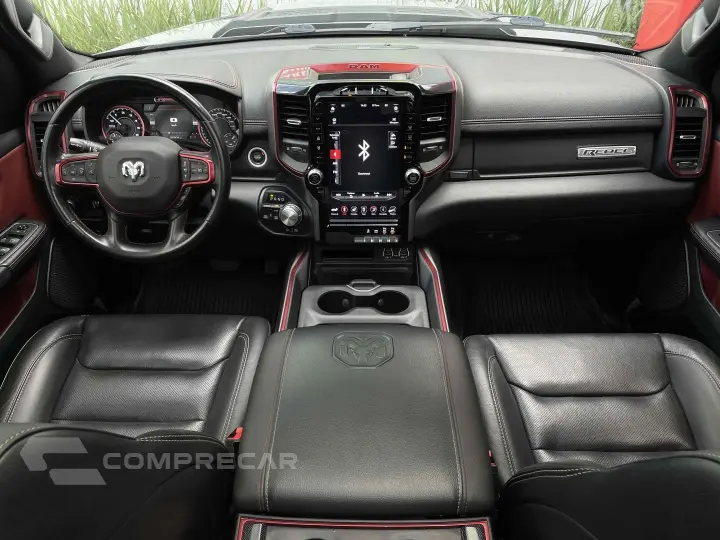 1500 5.7 V8 GASOLINA REBEL CD 4X4 AUTOMÁTICO