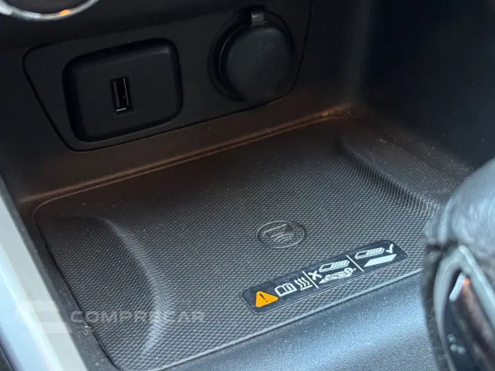 ONIX 1.0 Turbo Plus Premier