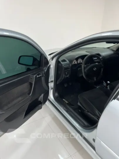 ASTRA 2.0 MPFI Advantage 8V