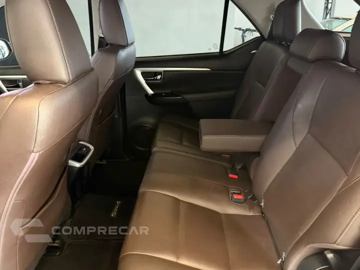 HILUX SW4 2.8 SRX 4X4 7 LUGARES 16V TURBO INTERCOOLER DIESEL