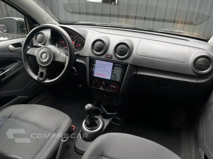 VOYAGE 1.6 MI 8V FLEX 4P MANUAL