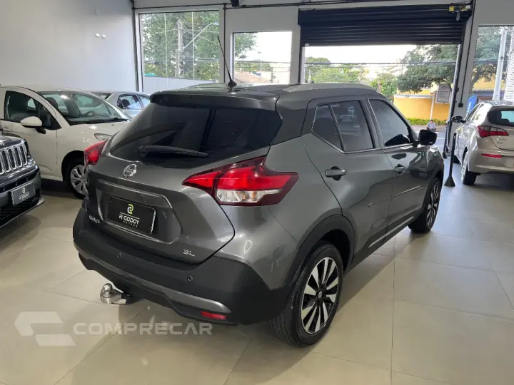 KICKS SL 1.6 16V FlexStar 5p Aut.