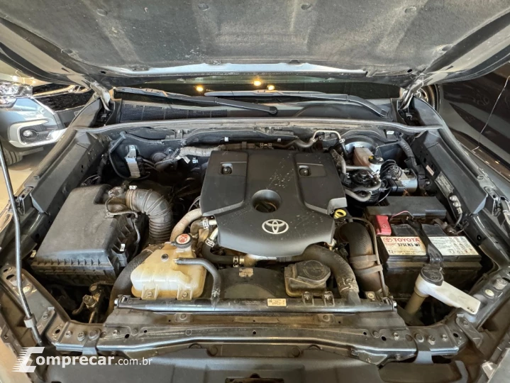 HILUX 2.8 D-4D TURBO DIESEL CD SRV 4X4 AUTOMÁTICO