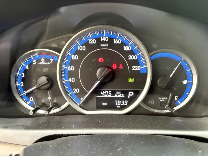 YARIS 1.5 16V Sedan XL Multidrive